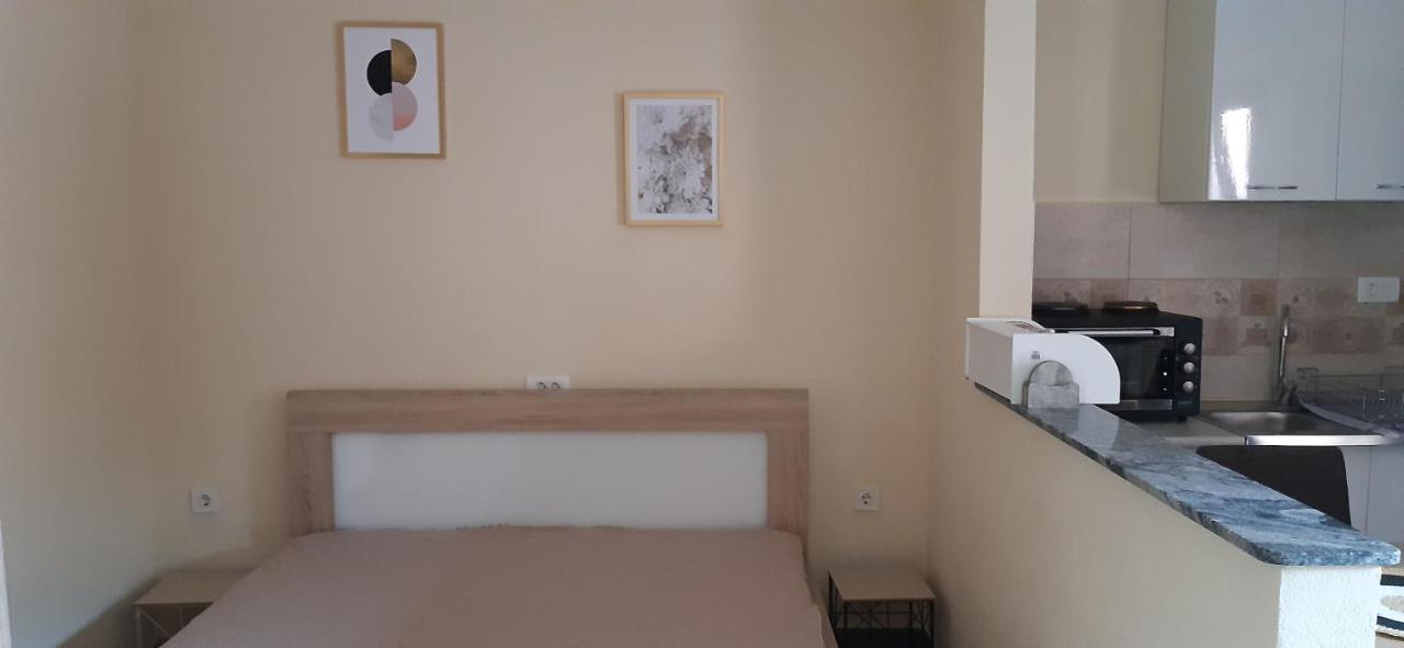 Ferienwohnung Sofi Kotor Exterior foto